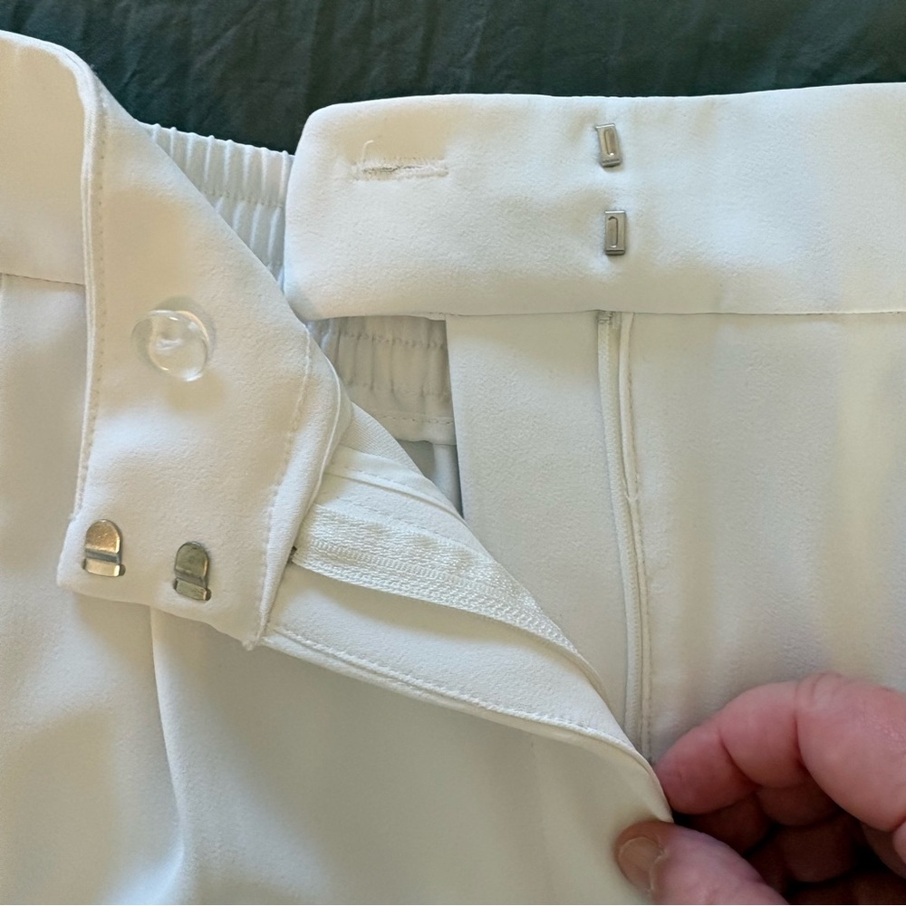 House Of Harlow 1960 Pleated White Wide-Leg Drape Trousers. Size 8. - Picture 11 of 12